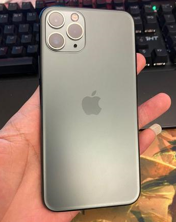 多伦苹果维修点分享iPhone 11 Pro黑屏小众故障解析 